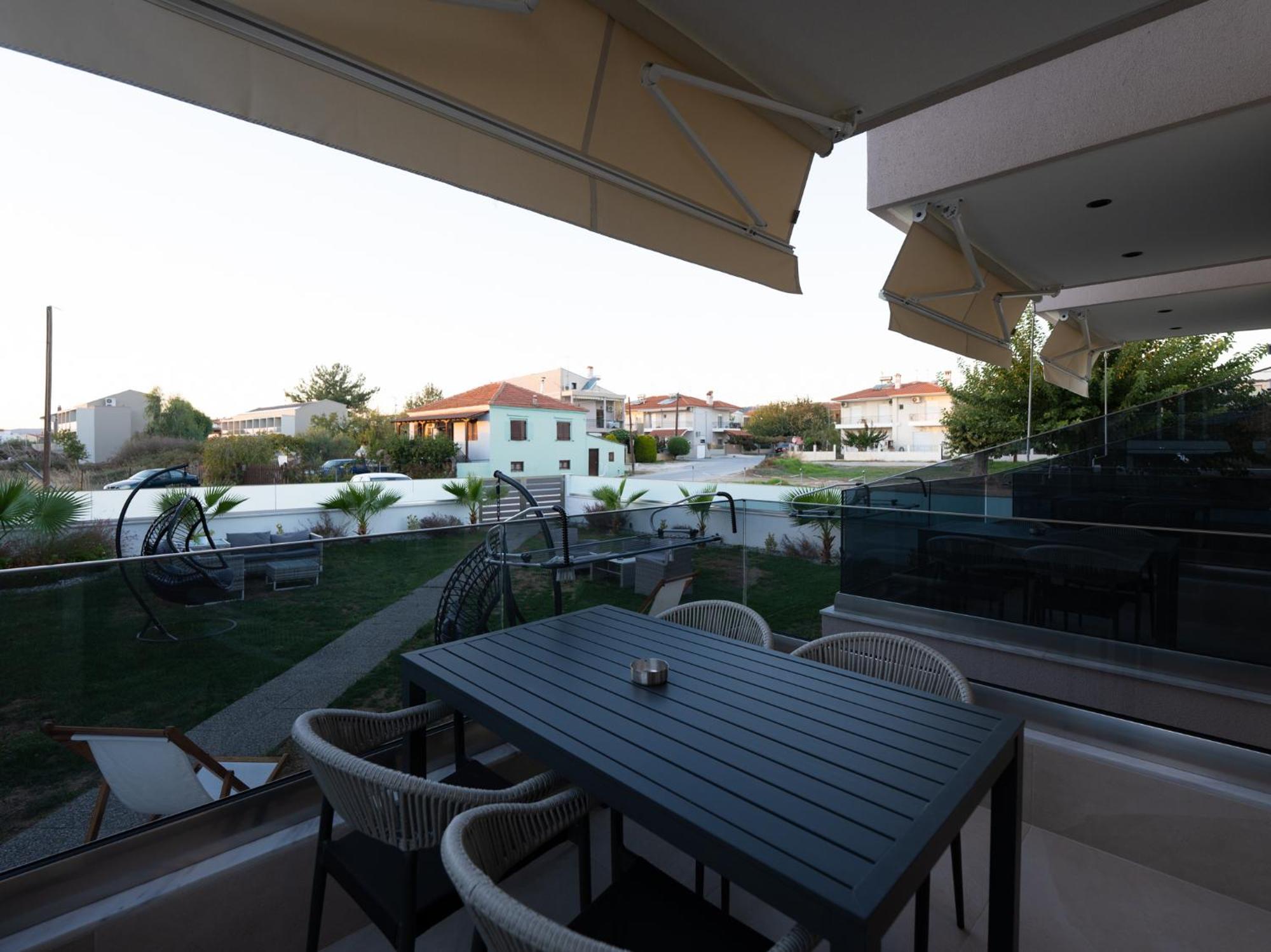 Antony'S Luxury Apartments Νικήτη Εξωτερικό φωτογραφία