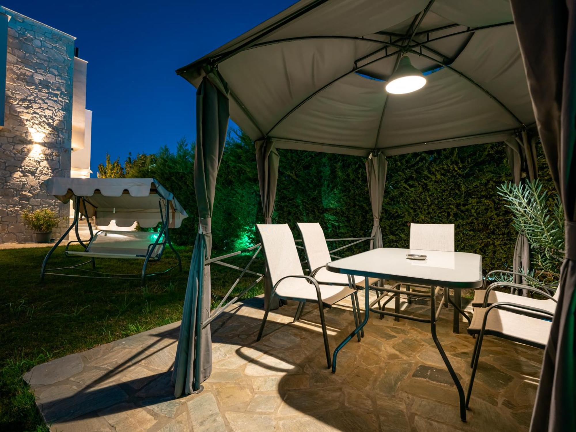 Antony'S Luxury Apartments Νικήτη Εξωτερικό φωτογραφία