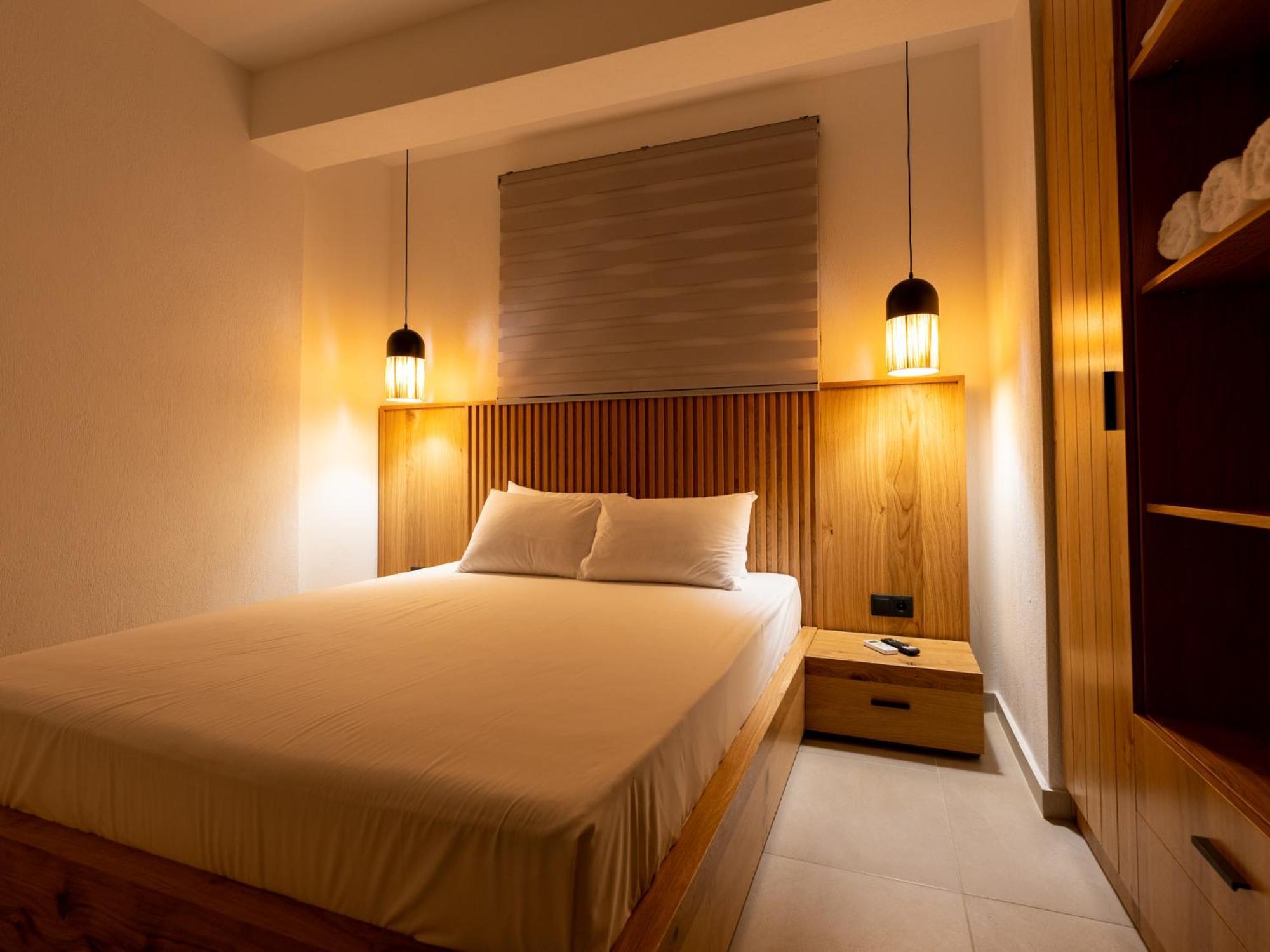 Antony'S Luxury Apartments Νικήτη Εξωτερικό φωτογραφία