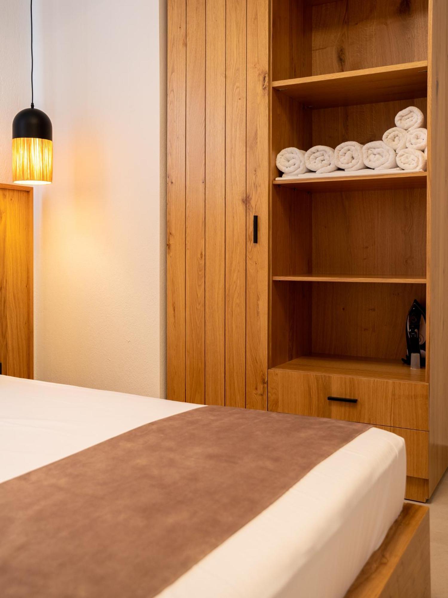 Antony'S Luxury Apartments Νικήτη Εξωτερικό φωτογραφία
