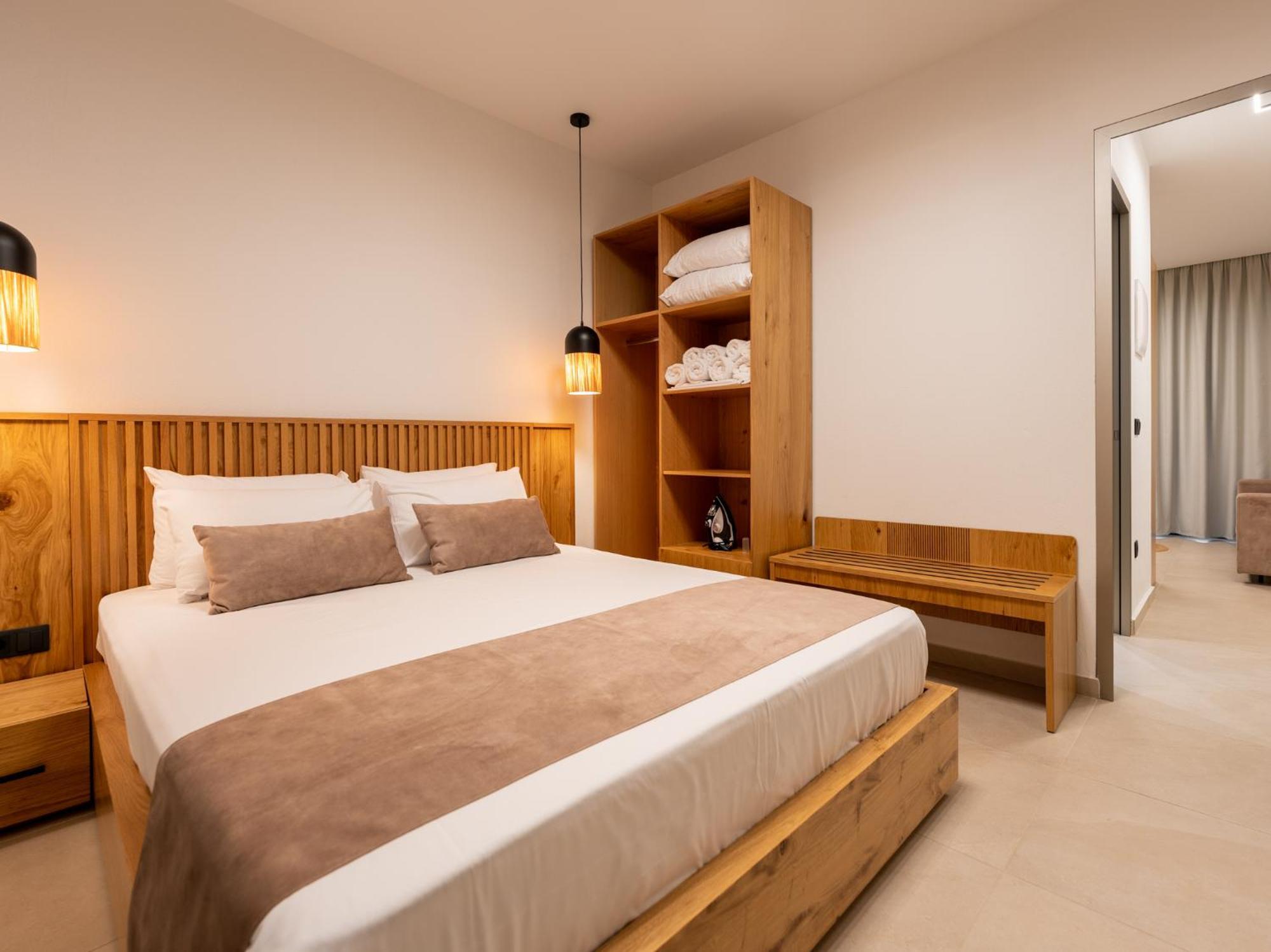 Antony'S Luxury Apartments Νικήτη Εξωτερικό φωτογραφία